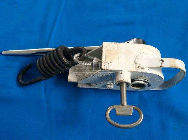 �����_����λʽ䓽z�K���������ҹ�˾���ƵČ����a(ch��n)Ʒ�������F·܇�v������������K���A�K��䓽z�K�l���������^��ƣ�ڔ��Ѽ��S���y���_������λ���������y���o�����Q䓽z�K�ȬF(xi��n)�����O(sh��)Ӌ��һ�N��������ʽ䓽z�K��������