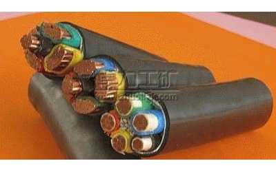 ����ܛ��|