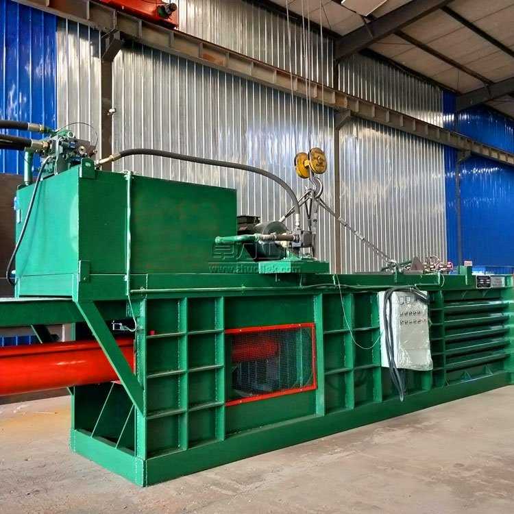 新型半自動廢紙打包機(jī)